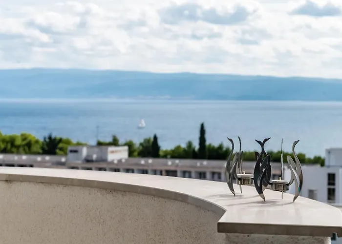 Lejlighed Sea View Reno W/garage Split