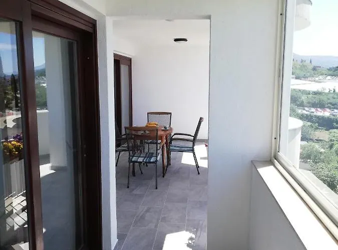 Apartamento Sea View Reno W/garage Split