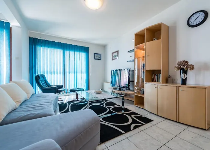 Lejlighed Sea View Reno W/garage *