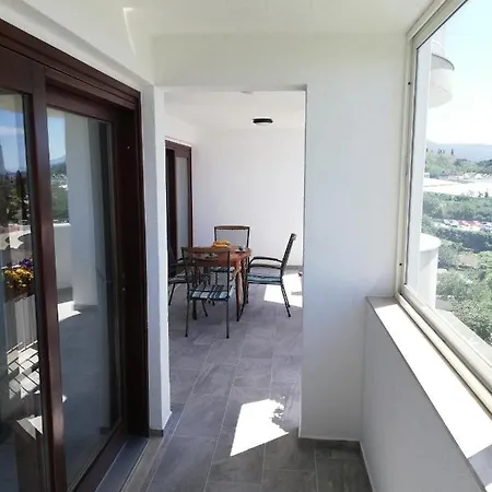 Apartman Sea View Reno W/garage Split