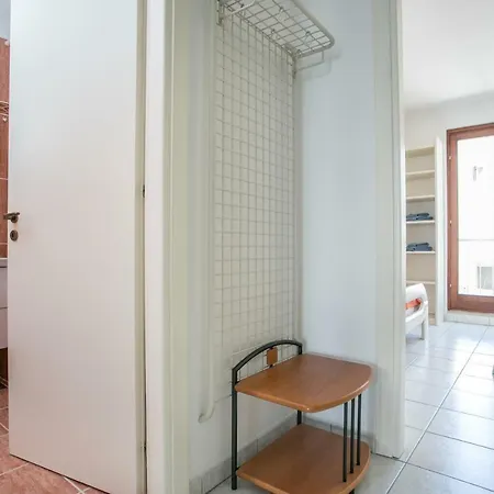 Sea View Reno W/garage Apartman Split