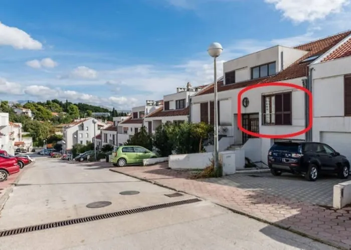 Sea View Reno W/garage